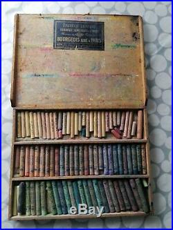 Antique French Artists Pallet / Box Of Pastel By Bourgeois Aine A Paris