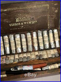 Antique vintage Winsor & Newton Artist Draughtsman's Watercolor lot wood box