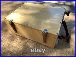Guerilla Painter 9 x 12 Pochade Box in Very Good Condition Plein Air