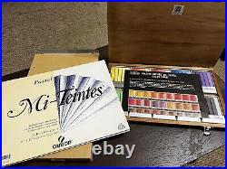 NIB Holbein artists' oil pastel set of 50, in wood box + extras