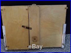 Open Box M Pochade Plen Air Painting palette/ panel holder 12X16
