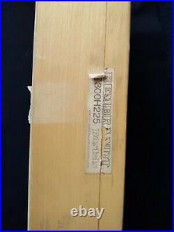 REMBRANDT SOFT PASTELS 225 Pastels Wood Box Used