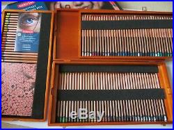 RRP £370, DERWENT Lightfast 100 Coloured Pencils in Wooden GIFT Box BRAND NEW