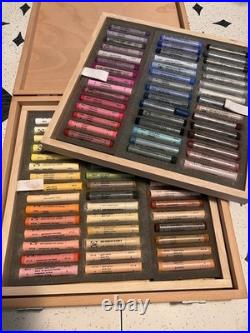 Rembrandt Royal Talens Soft Pastels In Wooden Box. Beautiful Look