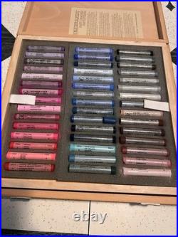 Rembrandt Royal Talens Soft Pastels In Wooden Box. Beautiful Look