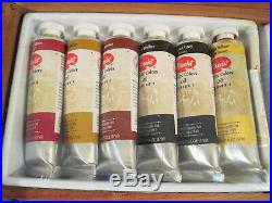 Utrecht Deluxe Oil Paint Artists' Wood Box & Easel Set with Palette Brushes Cups +