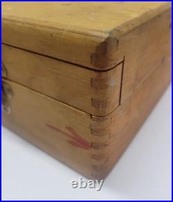 VINTAGE ARTIST PAINT BOX WOOD WOODEN DOVETAILED 19 slots