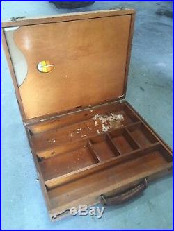 Vintage ART SUPPLY STORAGE case box with extras