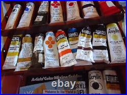Vintage ArtBin Vlchek ART SUPPLIES STORAGE BOX, 29 Tubes paint Pre Bar Code