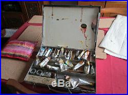 Vintage aluminiun Windsor And Newton artist box with oil paints and palettes