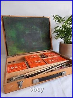 Vintage wooden artists kit art box & oil paints Daler Board Winsor Newton Rowney