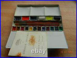 Winsor and Newton watercolour field paint tin boxed